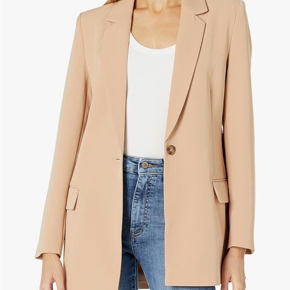 Elegant Tan Women's Blazer